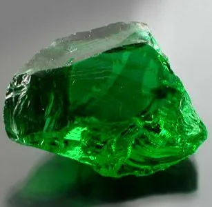 تصویر 2 از قیمت سنگ زبرجد زیتونی زیبا اصل + خریدباور نکردنی